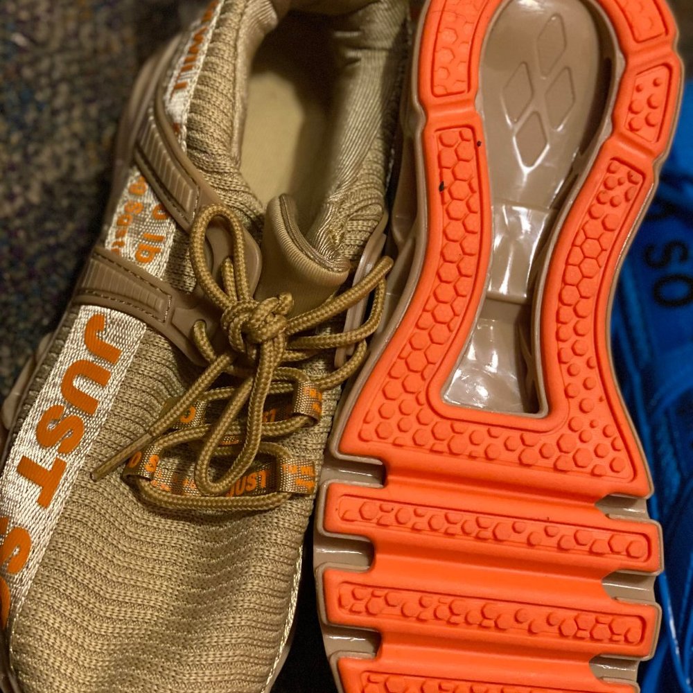 Tennis  Shoes